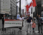 温哥华叙利亚革命支持者在街头声援国内民主运动