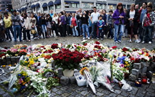 組圖：挪威人悼念恐怖襲擊遇難者