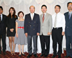 經文處送舊迎新 四位秘書上任