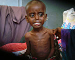 索马里南部爆发饥荒，儿童也无法获得充足食物。（AFP）