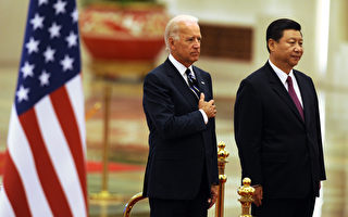 美国副总统与中共副主席习进平8月17日在北京。     （图片来源：Getty images）