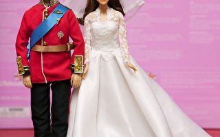英王室婚礼继续风靡 结婚造型娃娃亮相