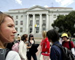 在著名的加州大学伯克利分校，许多中国留学生对美国的大学有了和中国不一样的感受。图为加州伯克利大学。（Justin Sullivan/Getty Images）