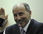 9月10日，利比亚过渡政府领导人穆斯塔法‧阿卜杜勒‧贾利勒（Mustafa Abdel Jalil）在Misrata的新闻发布会上（AFP PHOTO/ FRANCISCO LEONG）