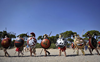 歷史迷紀念希臘馬拉松戰役2500周年（AFP）