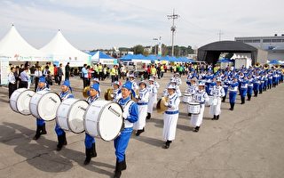 天国乐团在韩国秋季庆典中备受瞩目