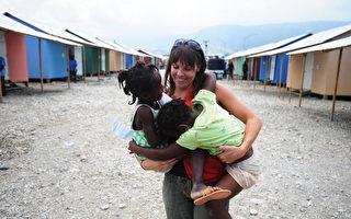 11岁佛州女孩  帮海地建一所村庄