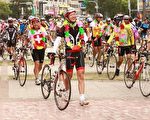 不間斷48hr環台    勇士國慶光榮返抵