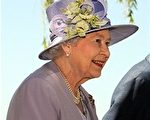 英国女王伊丽莎白二世2011年10月20日在堪培拉 (Photo：TORSTEN BLACKWOOD/AFP/Getty Images)