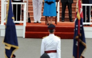 女王出席澳洲皇家军校庆典