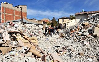 土耳其強震近300人亡 千餘人傷