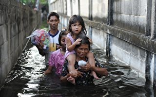 泰国水灾丧生人数增至427