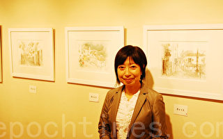 组图：日本中年女画家感激恩师画展