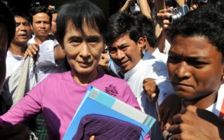 缅甸反对党重入政坛 昂山素姬预计参选