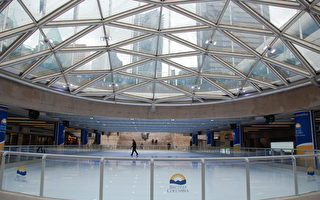 Robson广场溜冰场12月1日开放