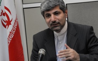 伊朗外交官返国 反对派接机动机可疑