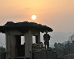 美國駐阿富汗的10萬美軍中，約有三分之一定於今年9月前從該國撤離，今年預計將成為美國逐步降低在阿富汗軍事存在的過渡之年。圖為駐守阿富汗的美軍。（AFP）