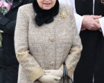 女王在公開場合出現，左手臂上都會挎著一個手提包。 (Chris Jackson - WPA Pool/Getty Images)