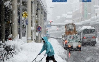 日本83人冻死 大雪又将来临