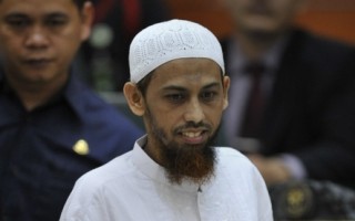 峇里岛爆炸案 嫌疑人印尼受审