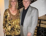 2012年2月25日，一家大型醫療保險公司董事索耶夫婦在田納西表演藝術中心觀看神韻演出（攝影: 楊辰/大紀元）