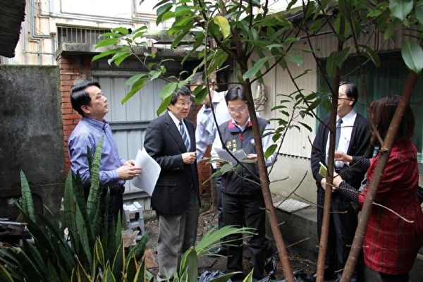 列为历史建筑 中坜市中平路日式宿舍会勘(摄影:徐乃义/大纪元) 列为历史建筑 中坜市中平路日式宿舍会勘(摄影:徐乃义/大纪元)
