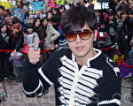 羅志祥舉行了台灣唯一一場的簽唱會，受到歌迷熱情支持。（攝影:黃宗茂/大紀元）