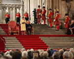 女王對上下兩院的議員發表演說。 (Ben Gurr - WPA Pool /Getty Images)