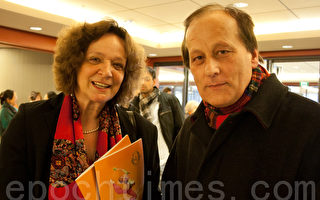 法蘭克福第二場：觀眾「向神韻致以最高敬意」