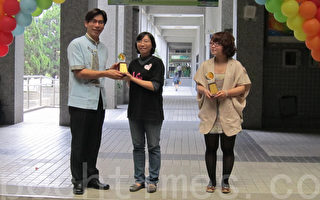 默默付出愛心 屏縣表揚社工