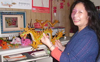 新坡国小展“串珠龙”  学生手工艺品欣赏