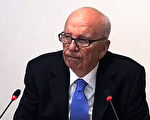媒體大亨魯珀特‧默多克（Rupert Murdoch）25日在英國的媒體道德聽證會上作證，他否認曾經要求英國的首相為他做任何事。(AFP)