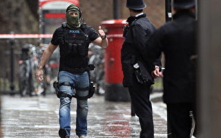 男子带煤气罐劫持人质 伦敦市中心封路