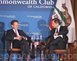 周四（4月27日）下午，财政部长蒂莫西‧盖特纳（Timothy Franz Geithner）在加州旧金山发表演讲.（摄影：王怡文/大纪元）