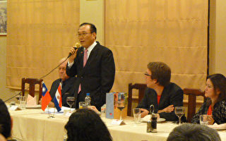 驻巴拉圭大使主持巴国记者节联谊餐会