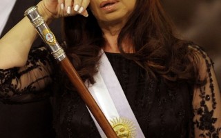阿根廷象征总统权力权杖  神秘失踪