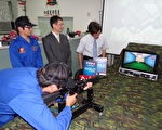 正修科大参加“2012年马来西亚ITEX国际发明展”，“射击模拟训练系统”设计勇夺金牌。（正修科大提供）