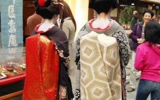 古典时尚趣味考：日本和服
