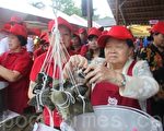 鱼池乡香菇季 婆婆妈妈比包粽