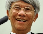 任志剛提檢討聯繫匯率 港府:聯滙制不變