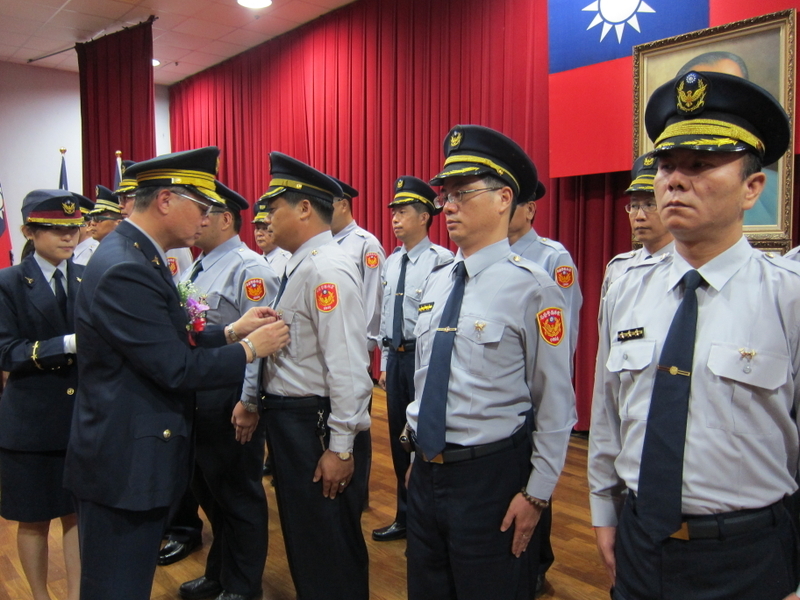 云县警察节大会颁绩优奖警员秀艺文 大纪元