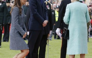 英國女王明確家規 凱特需向正牌公主行禮
