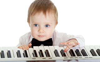 学钢琴增进双手协调激发大脑可塑性