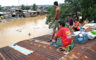水災漸退 菲律賓展開清理
