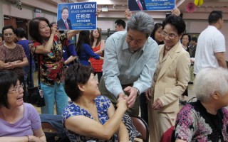 州众议员参选人任柏年拜访台湾会馆