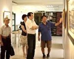 里長畫家王菁華水彩畫 中壢市圖書館展出
