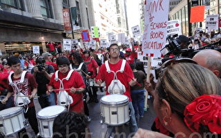 25年来首次   芝加哥公校教师大罢工