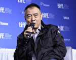 陈凯歌携新片现身多伦多 谈电影社会价值