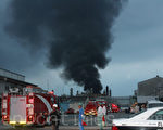 2012年9月29日，日本兵庫縣一家大型化工廠起火爆炸，造成1死30傷。(攝影：JIJI PRESS/AFP/GettyImages)