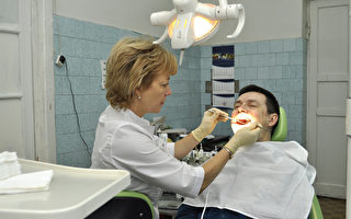 媒體暗訪牙醫診所 治療收費「亂」